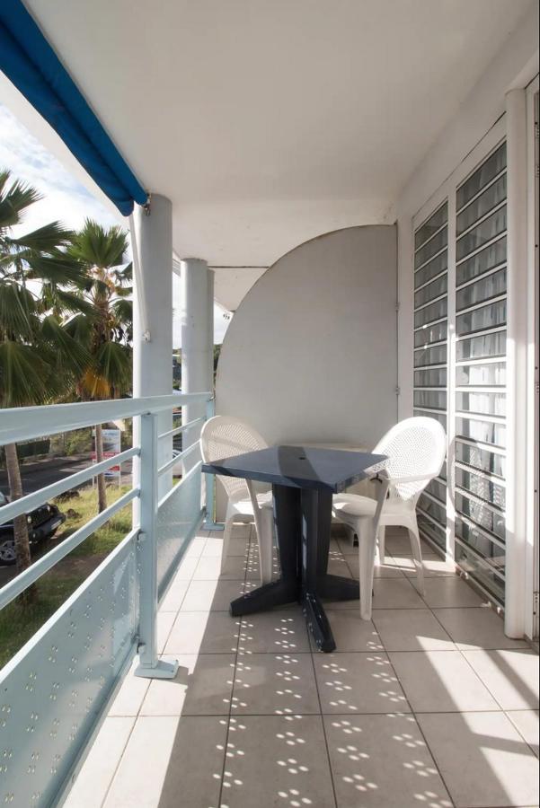 Un pied-à-terre face à la marina Le Marin Exterior foto